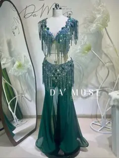 Item thumbnail for item 52745178-722c-4084-ac08-1d4c3a81a214