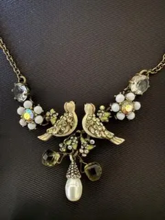 美品✨レネレイド ネックレス 鳥 花 モチーフ - メルカリ