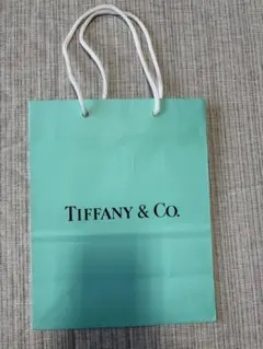 ティファニー紙袋のサムネイル