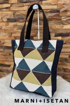 MARNI マルニ　MARNI＋ISETAN コラボ　キャンバス　トートバッグのサムネイル