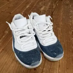 Air Jordan 11 Low 蛇柄