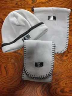 ドン.シボリオーネ　マフラー　帽子　巾着