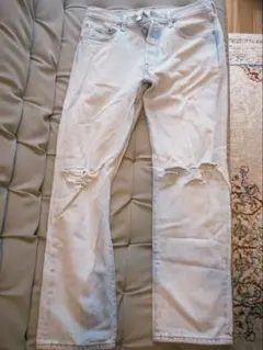 Levi's ダメージ加工 ライトブルー デニムパンツ