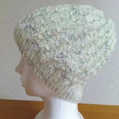 ☃️ハンドメイド　手編みのニット帽《白》ビーニー