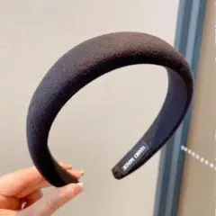 ベロアカチューシャ 黒 シンプル おしゃれ 上品 ブラック カチューシャs