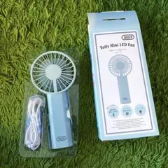 Toffy ミニLEDファン　ハンディファン　扇風機のサムネイル