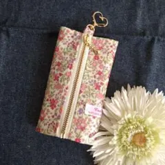 Item thumbnail for item c7e746cf-c29b-48ad-9d0b-d5ea7d1591f0