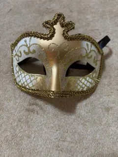 Item thumbnail for item 0d68b346-44bc-44a2-9010-91c308d5d7a1