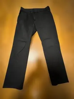 ユニクロ UNIQLO スキニー ブラックパンツ