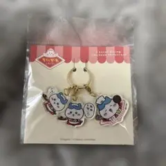 ちいかわレストラン　ハチワレの3連アクリルチャーム