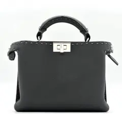 2026年最新】FENDI ピーカブー ミニ セレリアの人気アイテム - メルカリ