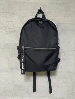 美品 niko and... ニコアンド デイリー リュック ブラック 撥水加工のサムネイル
