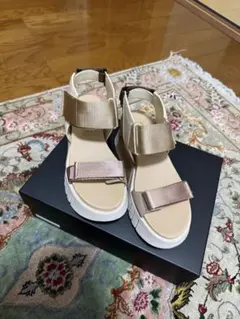 ま*り様 UNITED NUDE パイソンヒールサンダル UNITED NUDE パイソン柄 クリアヒール サンダル - メルカリ