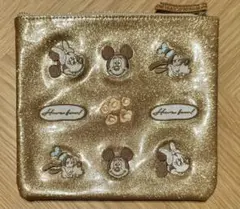 アコモデ　ミッキー　ディズニー　キャラクター 刺繍　ポーチ ゴールド