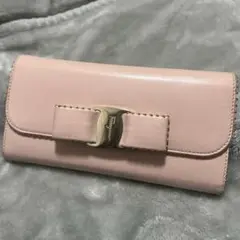 フェラガモリボン付き長財布 ピンクのサムネイル