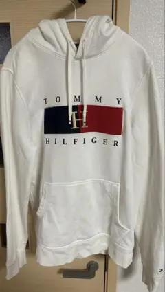 トミーヒルフィガー パーカー