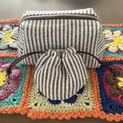 ハンドメイド (2点)台型ポーチ(20㎝ファスナー使用)・小さい巾着袋