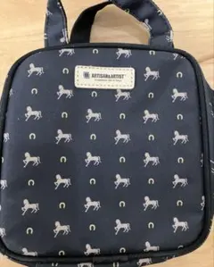 artisan&artist アルティザンアーティスト　コスメ　ポーチのサムネイル
