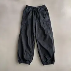 GU 黒いカーゴパンツ　150