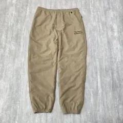 ナイロンパンツ