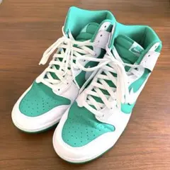 ダンクハイ スニーカー