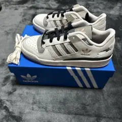 adidas forum low