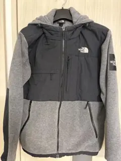 THE NORTH FACE フリースジャンパー フード付き