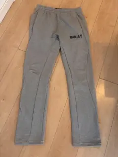 オークリー　スウェットパンツ　M