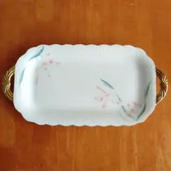 Item thumbnail for item cfb6ee68-87f9-4ae5-9d28-1a33de4a422b