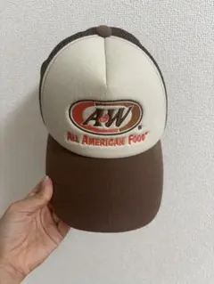 ベージュキャップ