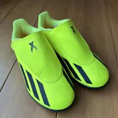 アディダス　トレーニングシューズ　19センチ　サッカー