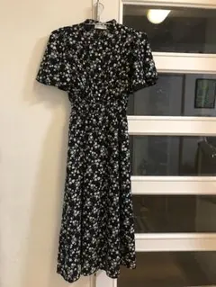 SALE✩.*˚pumpkin 花柄　ロングワンピース　Mのサムネイル