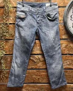 DIESEL ディーゼル　デニム　25インチ　七分丈　クロップドパンツ