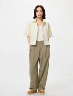 【中古】　ユニクロ　ウルトラストレッチアクティブワイドパンツ　丈短め　Lサイズ