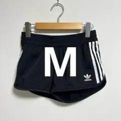 adidas originals トレフォイルロゴ ショートパンツ　ブラックのサムネイル