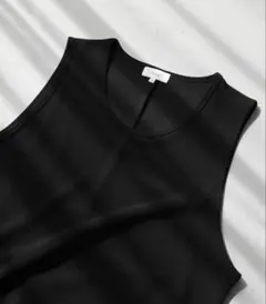 ブラック タンクトップ S