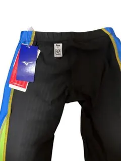 タグ付き新品　MIZUNO 競泳水着 ハーフスパッツ Mサイズのサムネイル