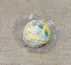 Kikisquishy スクイーズ わんこケーキ Mサイズ