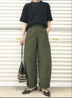 UNIQLO ジャージーバレルレッグパンツ オリーブ S 美品