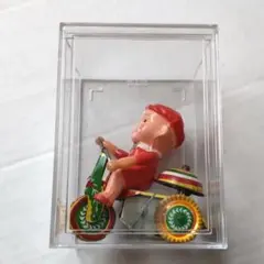 Item thumbnail for item 108e7ce1-99f0-48be-8b2e-066898ffbfd0