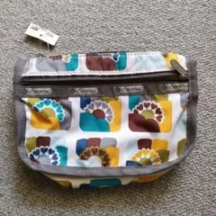LeSportsac 幾何学模様ポーチ