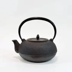 未使用品、供箱付 南部鉄器伝統工芸士 佐藤勝芳南部宝寿堂 姥口糸目