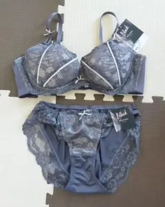 Item thumbnail for item 4011434b-90dd-475e-a4a7-b90e18077424