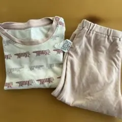 女の子80センチ　ユニクロパジャマ　リサラーソン