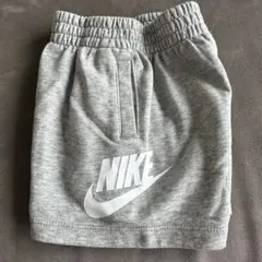 NIKE ショートパンツ90サイズ