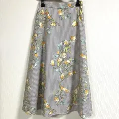 週末値下 LHELBIE レルビエ スカート フレア 花柄 ストライプ コットンのサムネイル