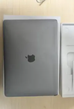 美品 MacBook Air M1 2020 バッテリー100%