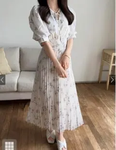 花柄リボンパフスリーブプリーツワンピース