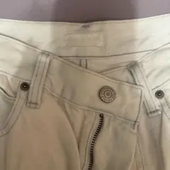 UNIQLOホワイトデニム ストレート