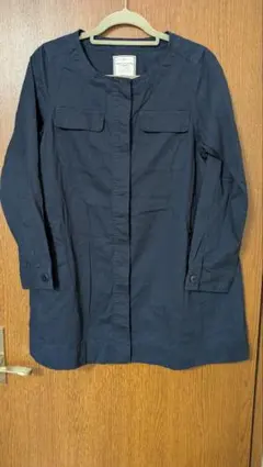 ネイビー フード付きジャケット　未使用品